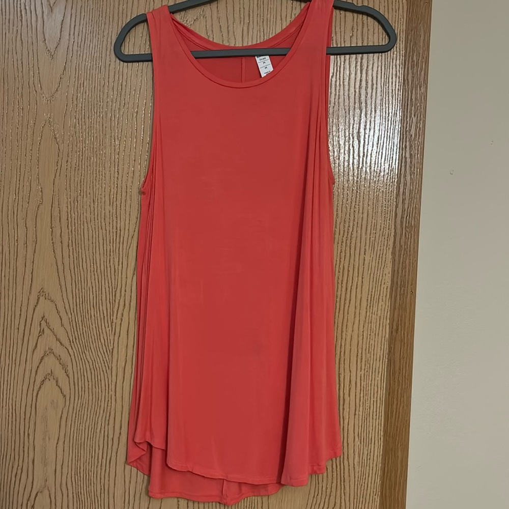 Coral colored tank top